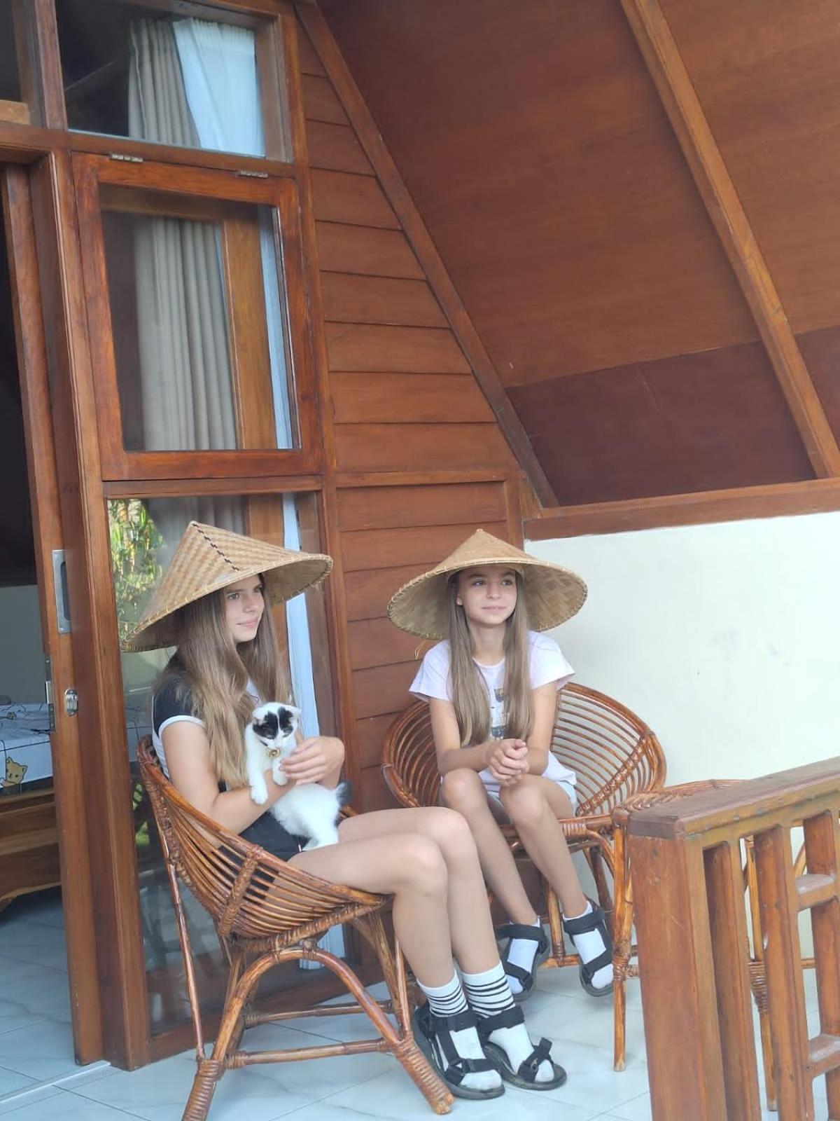 D' Carasti Bungalow Masbagik Εξωτερικό φωτογραφία